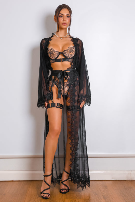 Sidonie Noir Muse Robe Set - Black